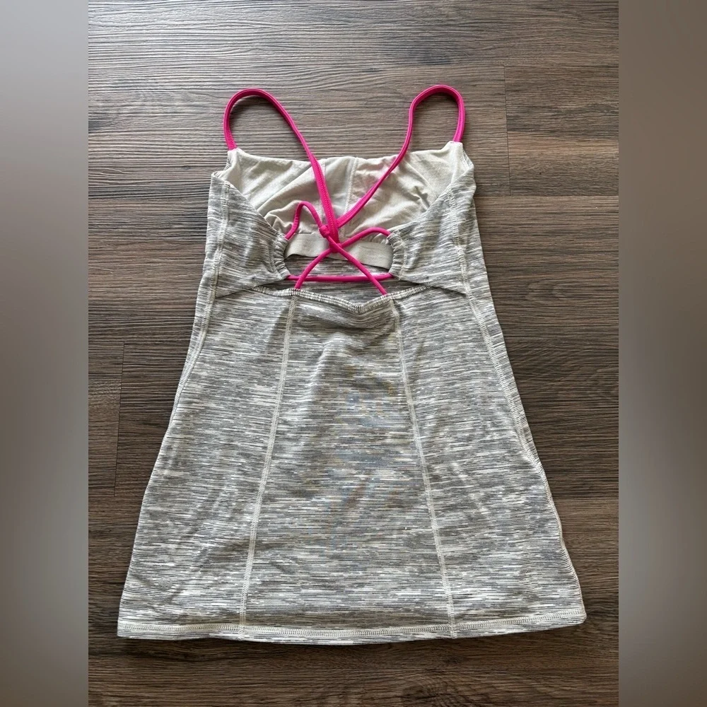 Lululemon Dancing Warrior Tank